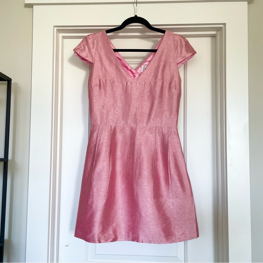 Leona by Lauren Leonard Pink Silk Pleated Cutout V-Neck Short Dress Size 6